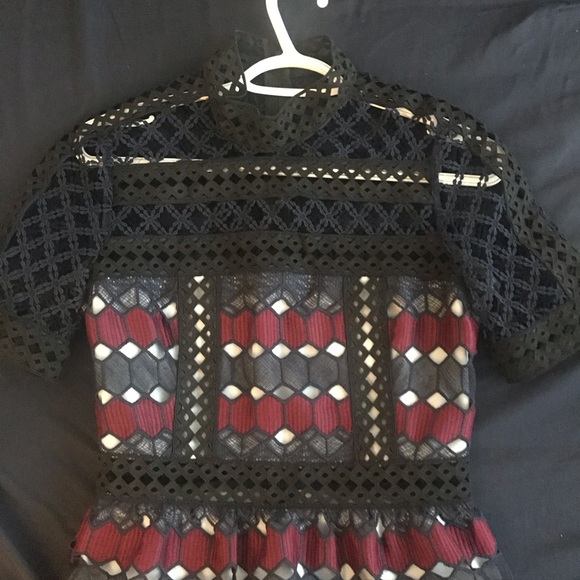 *SOLD* Authentic Self Portrait Hexagon Lace Mini - Picture 4 of 9